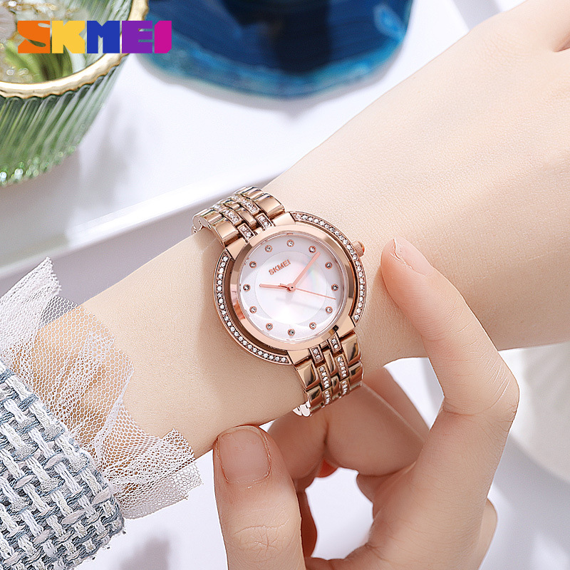 Luxury Watch Women - Damen-Armbanduhr mit Quarzwerk, Luxuriöses Strass-Zifferblatt, Zinklegierungsband,