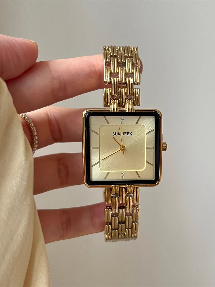 High-End-Uhr im Retro-Hongkong – Luxury Watch In Hong Kong Bewertung und Preis