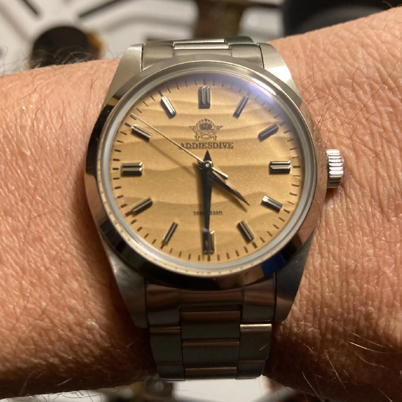 ADDIESDIVE Neue 36-mm-Quarzuhr – Luxury Watch Drawing Bewertung und Preis